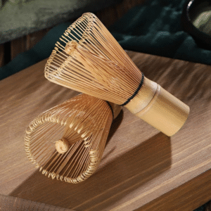 مضرب الماتشا الخشبي الياباني (Chasen)